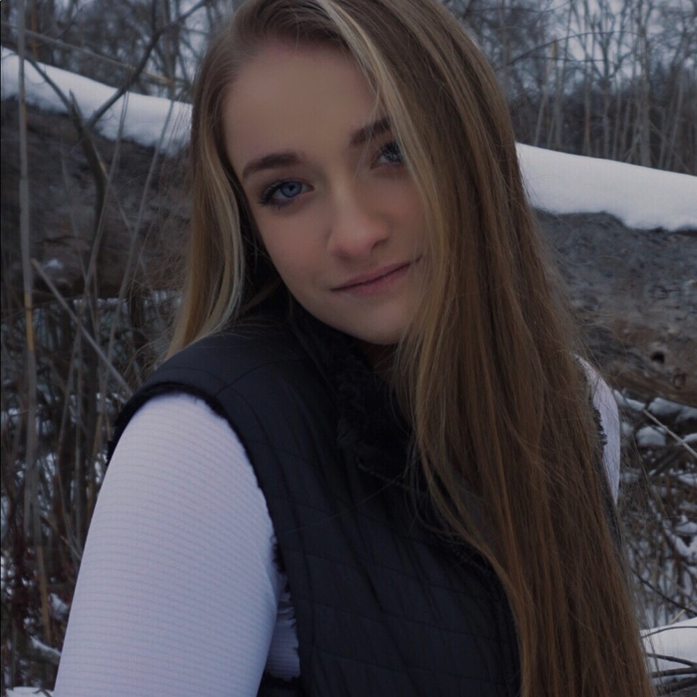 Meet your Posher, Megan